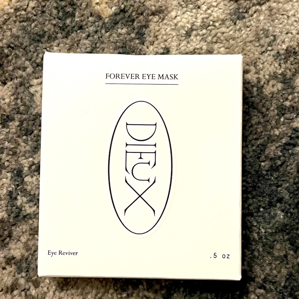 New in box Forever Eye Mask from Dieux